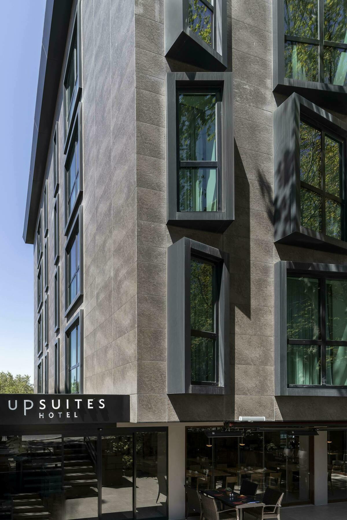 Upsuites Hotel Istanbul Exterior photo